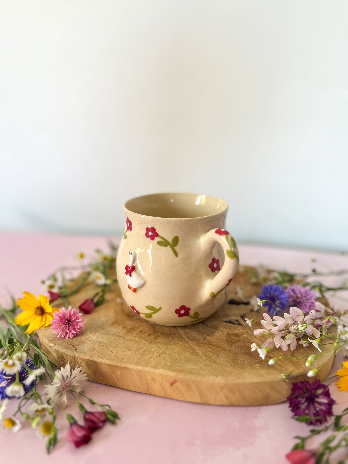 Mug « Cottage fleuri » fleurs rouges 🌺