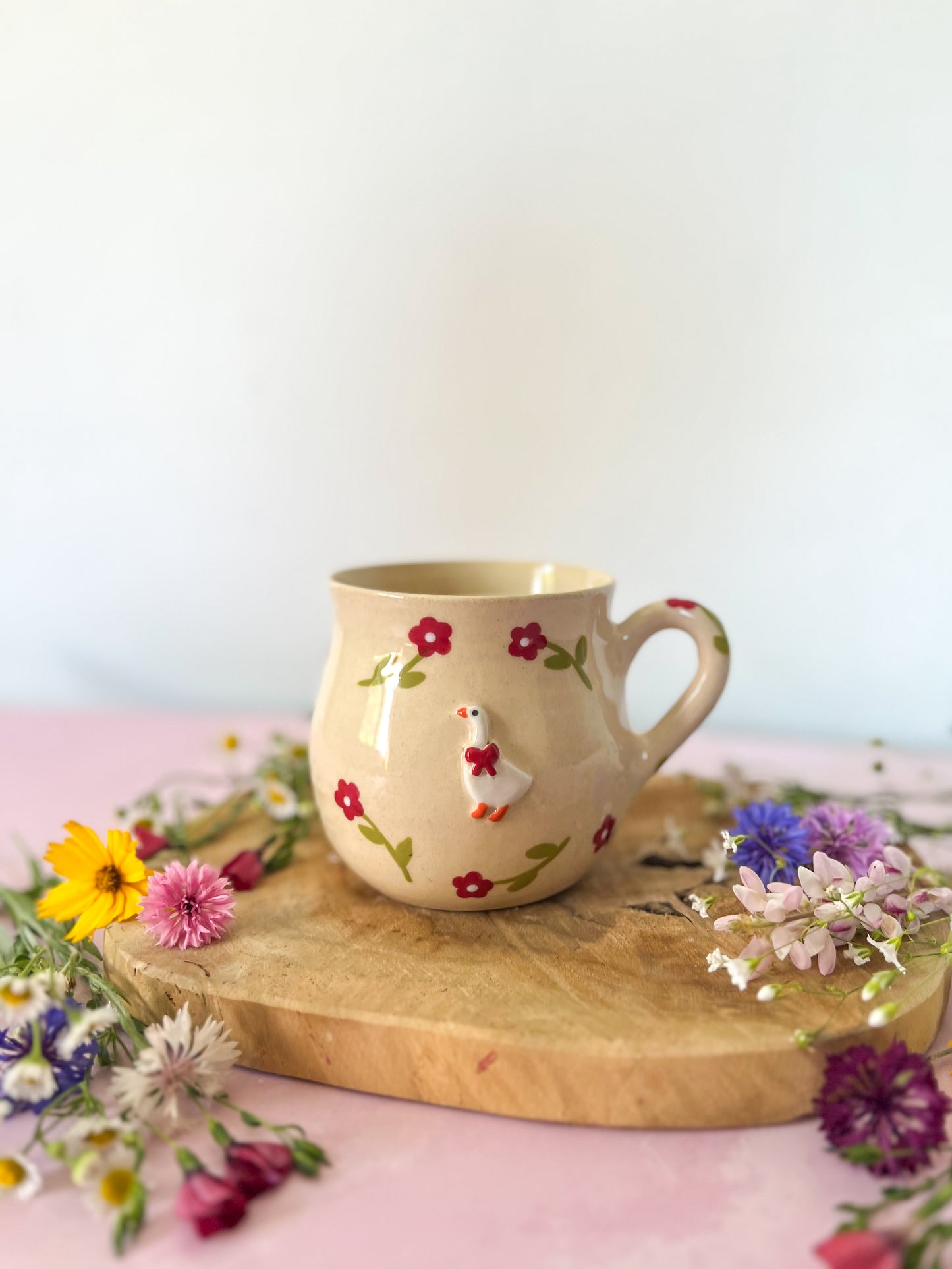 Mug « Cottage fleuri » fleurs rouges 🌺
